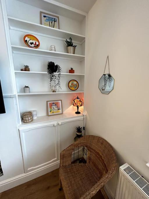 Two Bed Charming * Crewe