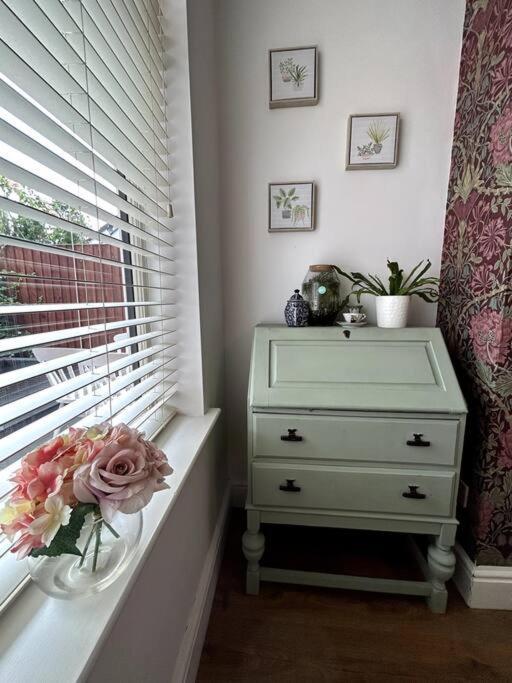 Two Bed Charming Holiday home